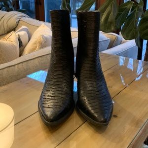 Matisse Caty Black Snakeskin Boots